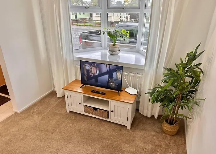 Semi-Detached 1-Bedroom Chalet